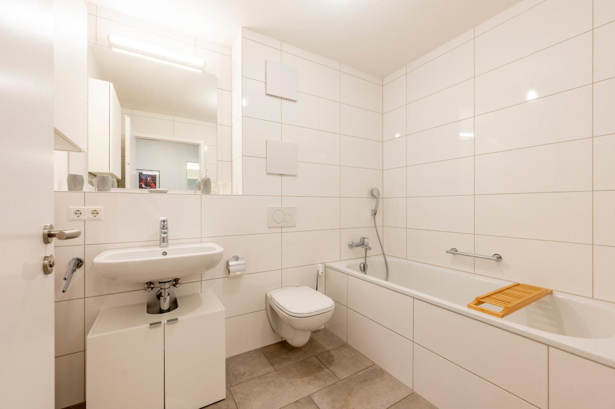 Exquis 2Br Luxus Apartment Tao I Parken I Netflix I Garten I Familienfreundlich I Holzgerlingen Extérieur photo